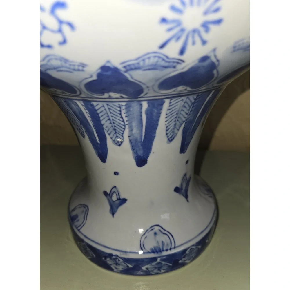 Vintage Chinoiserie Vase 18